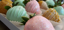 Load image into Gallery viewer, Chocolate Covered Strawberries